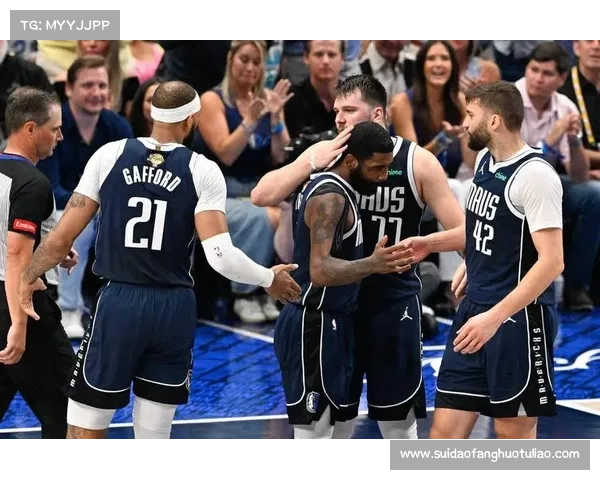 欧文恢复超预期三巨头助力独行侠全力冲击季后赛